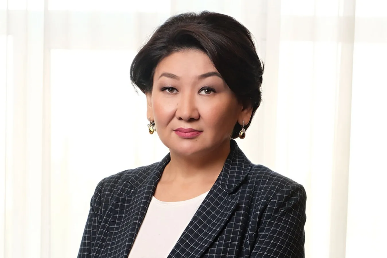 Ләззат Ибрагимова