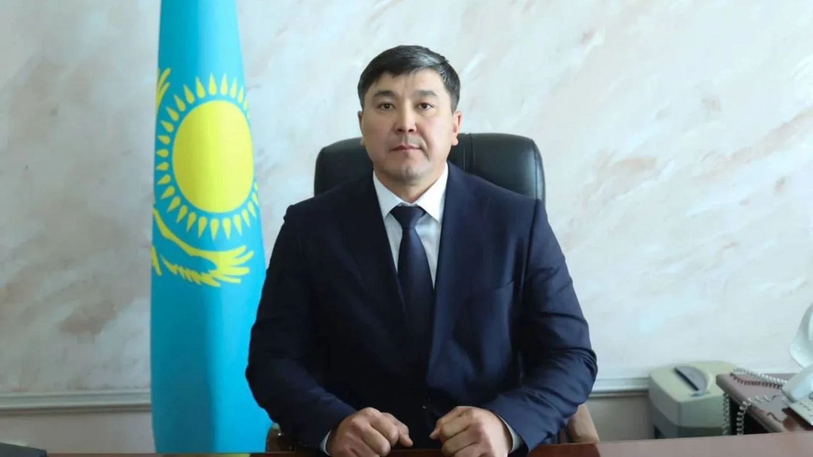 әкім