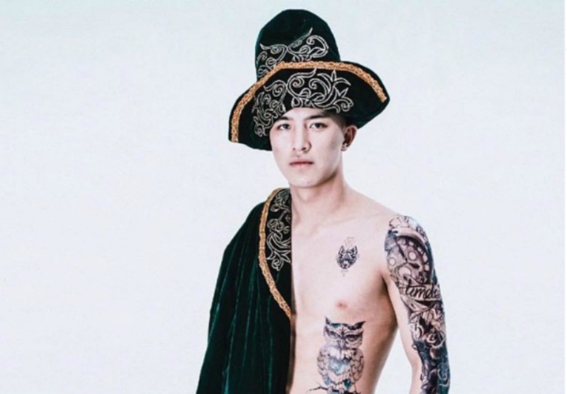 Күйеуіңіз ұйықтап жатқанда, сіз оның әйелін сиқы аласыз.