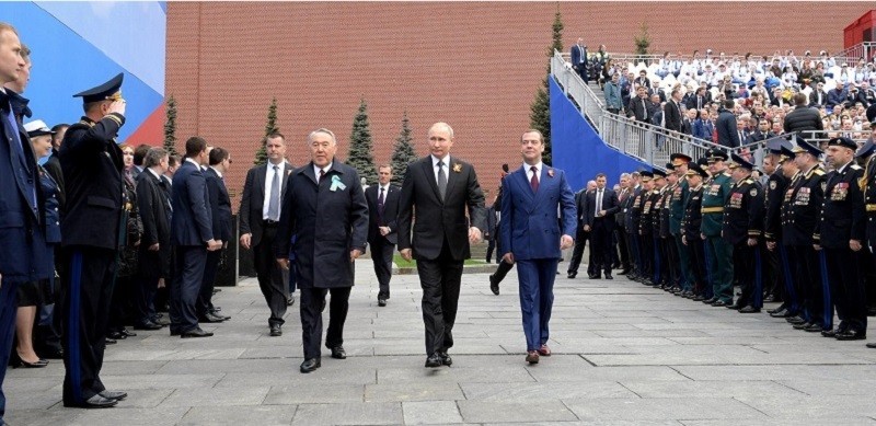Назарбаев Мәскеудің Қызыл алаңында өткен парадқа қатысты
