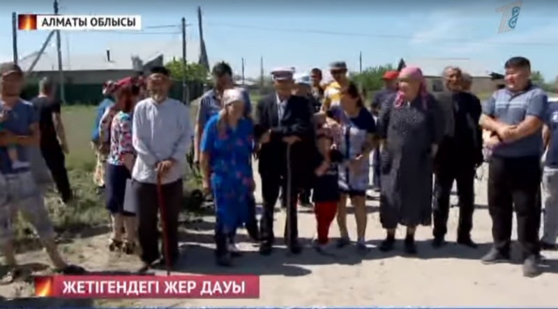 Басқа адамдікі болып шыққан: Алматы облысында 88 отбасы үкіметтен тегін жер алып опық жеп отыр