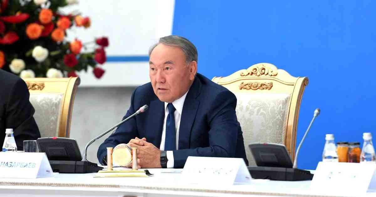 Назарбаев "Путин дәуірінің" басы жайлы сөз қозғады