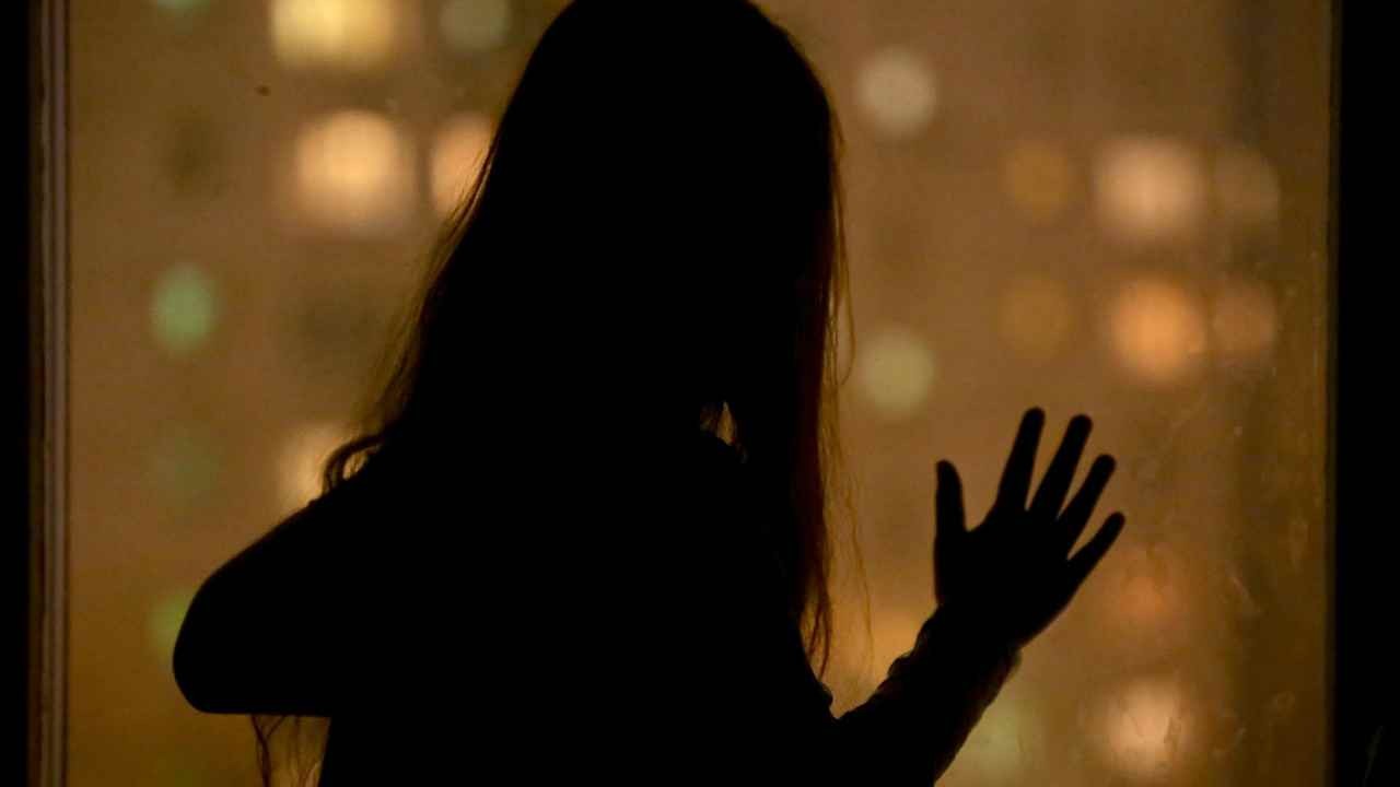 Мектеп директорлары түсік жасауды сұрады: Алматы облысында өгей қызын зорлаған әке асылып қалған