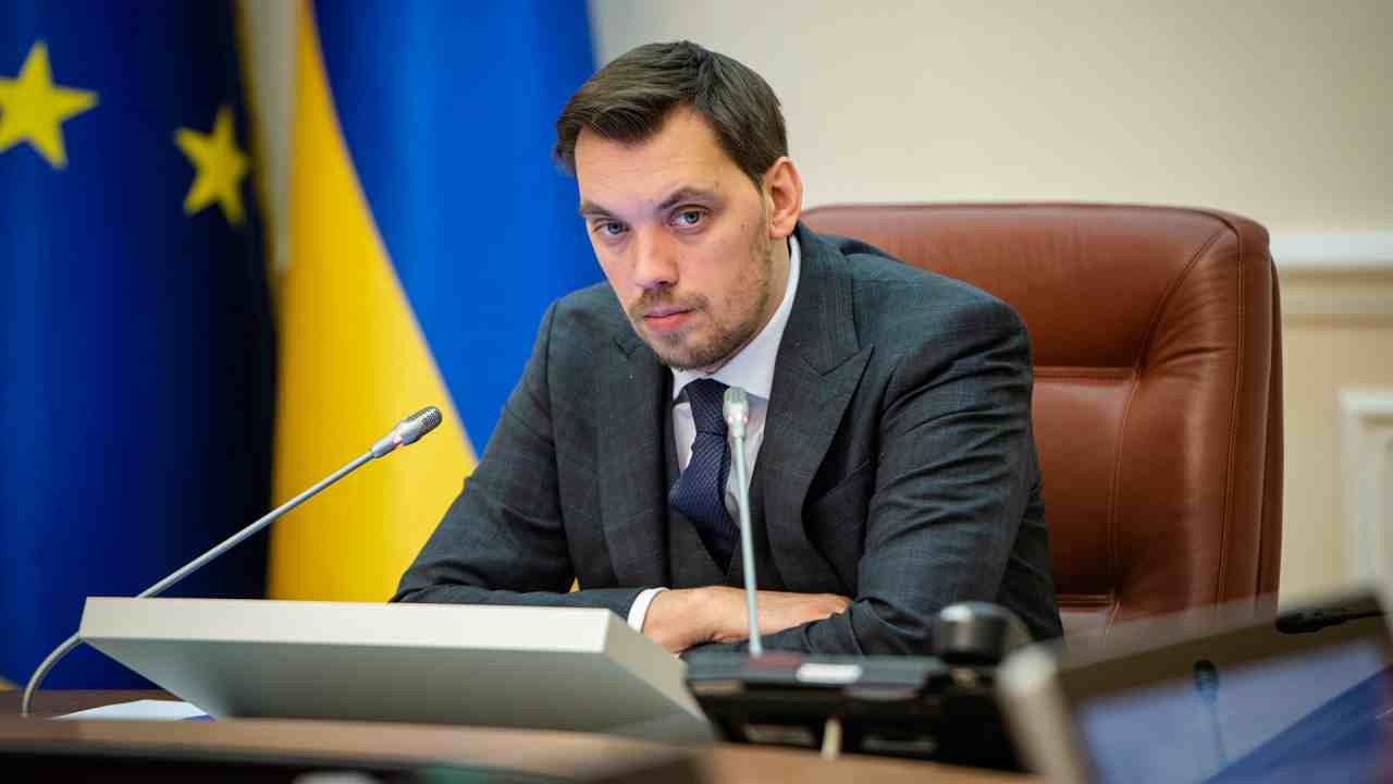 Украина премьері отставкаға кетуге өтініш жазды