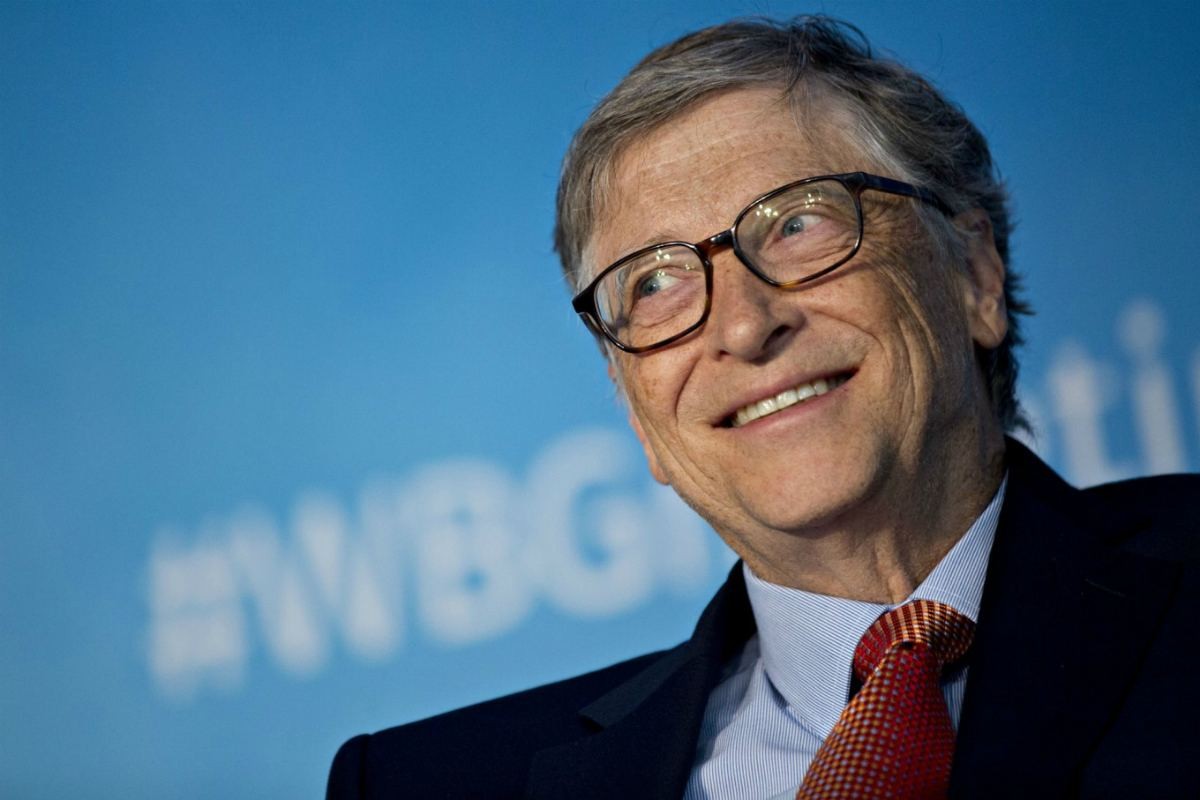 Билл Гейтстің болжамы: COVID-19 қаупі 2022 жылдың жазында азаяды