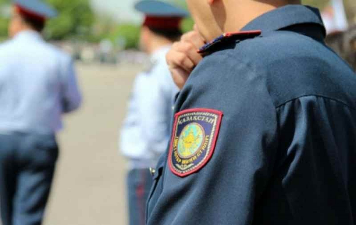 БАҚ: Жамбыл облысында полиция қызметкерін пышақтап, мүрдесін өртеп жіберген