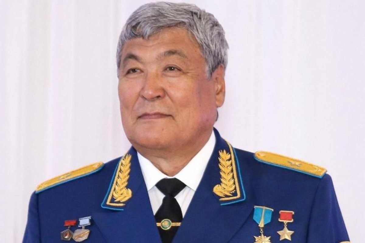 тохтар аубакиров первый космонавт казахстана