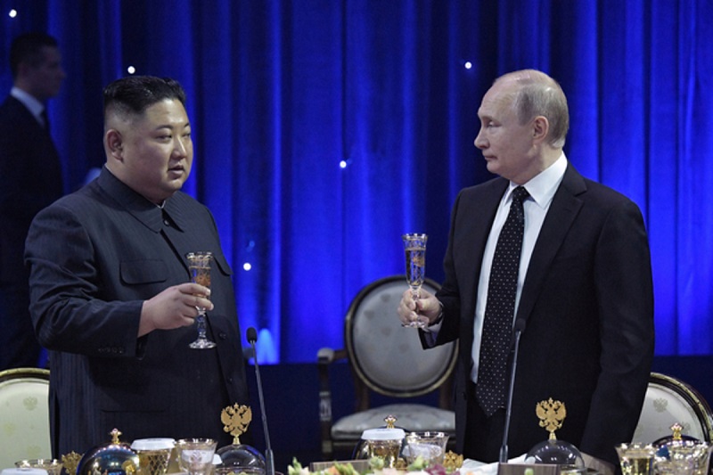 Путин Ким Чен Ынның денсаулығы үшін тілек айтып, тост көтерді