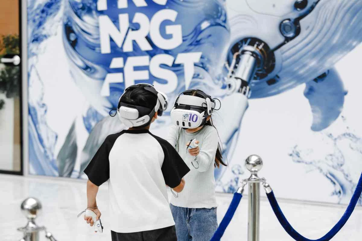 Балалар 5D көзілдірікпен