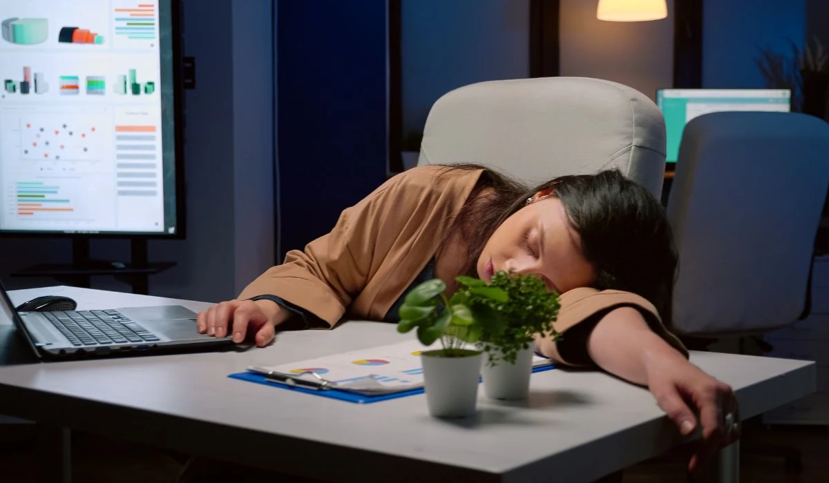 Әйел ұйықтау