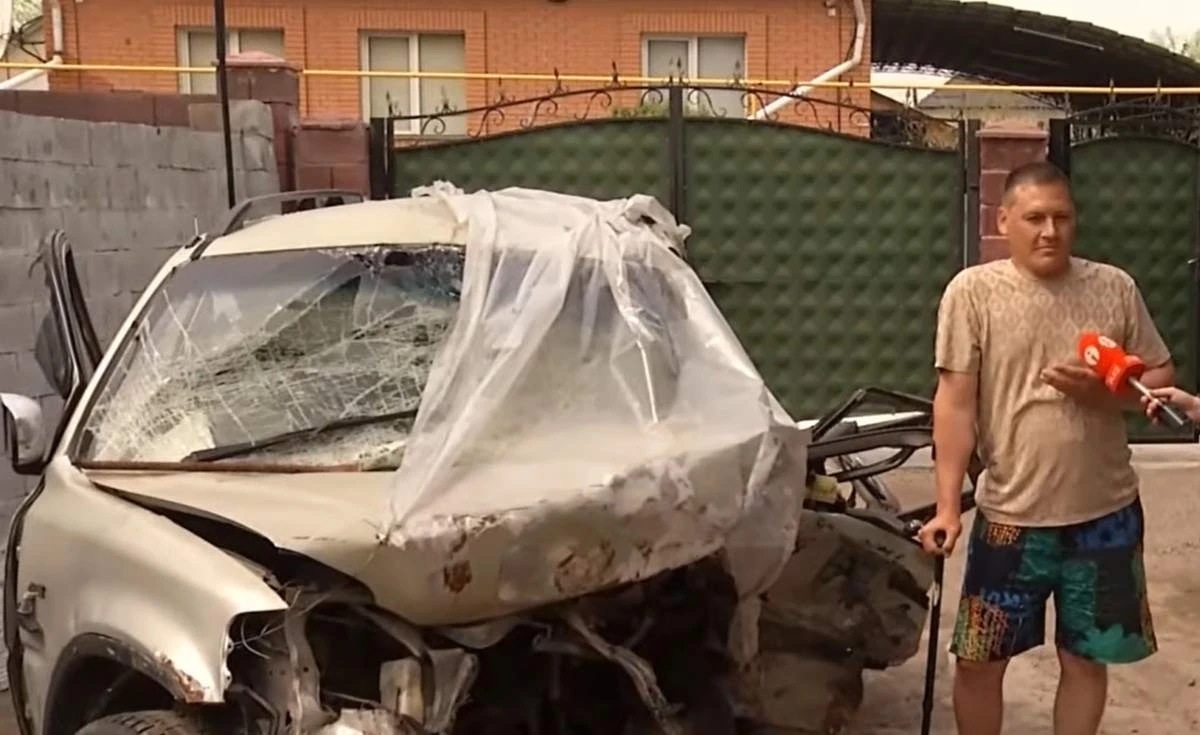 жол апатына түскен