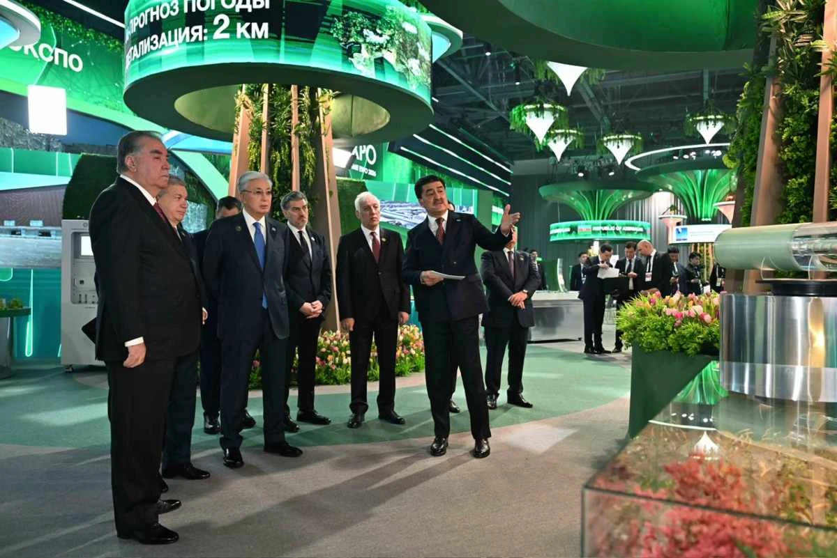 Болат Өтемұратов