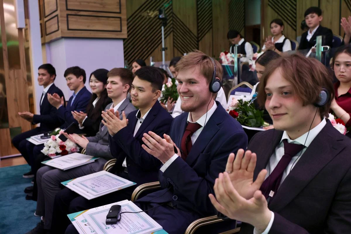 Қатысушылар