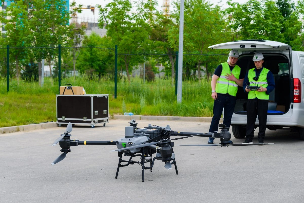 дронмен жеткізу