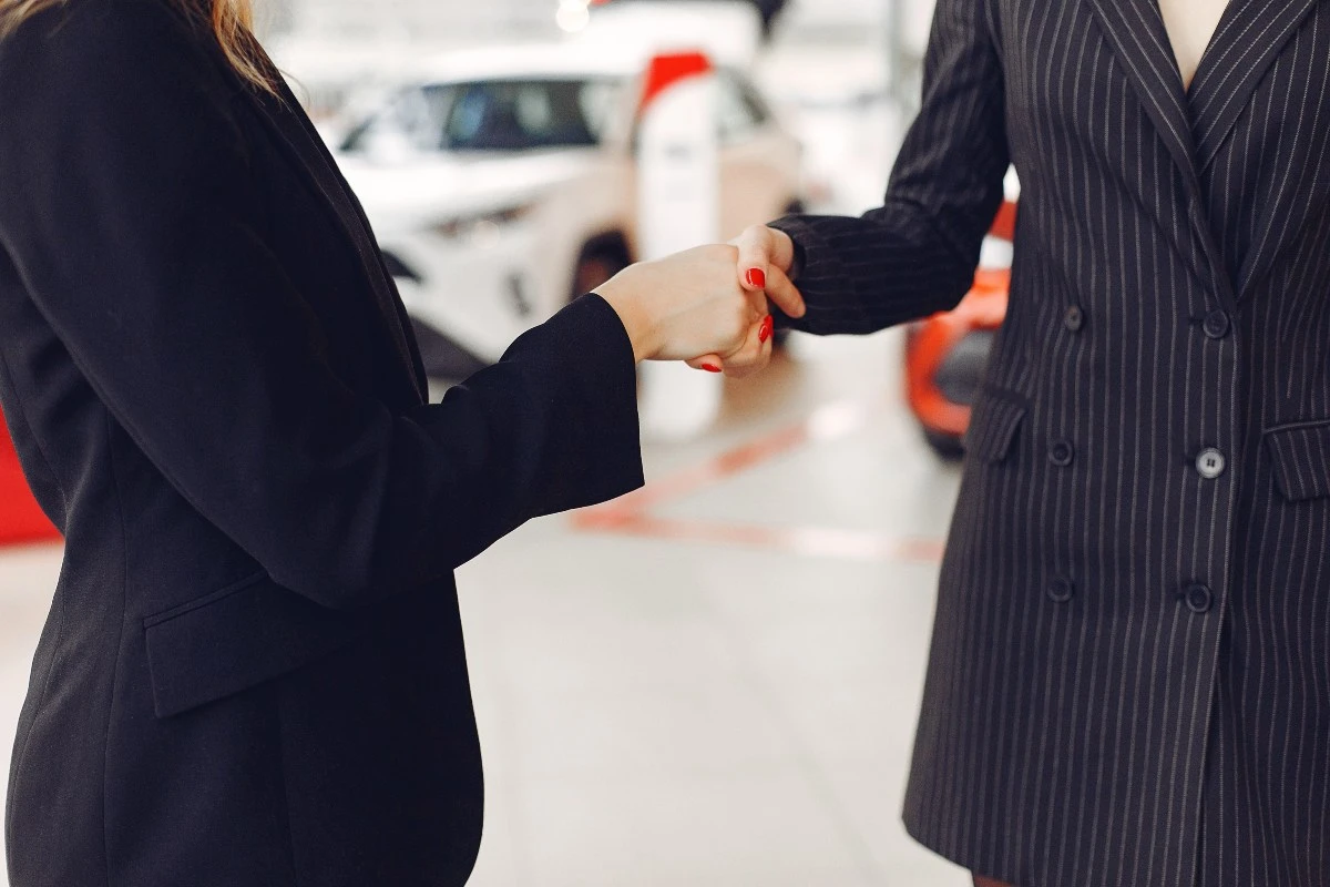 Менеджер алаяқтық