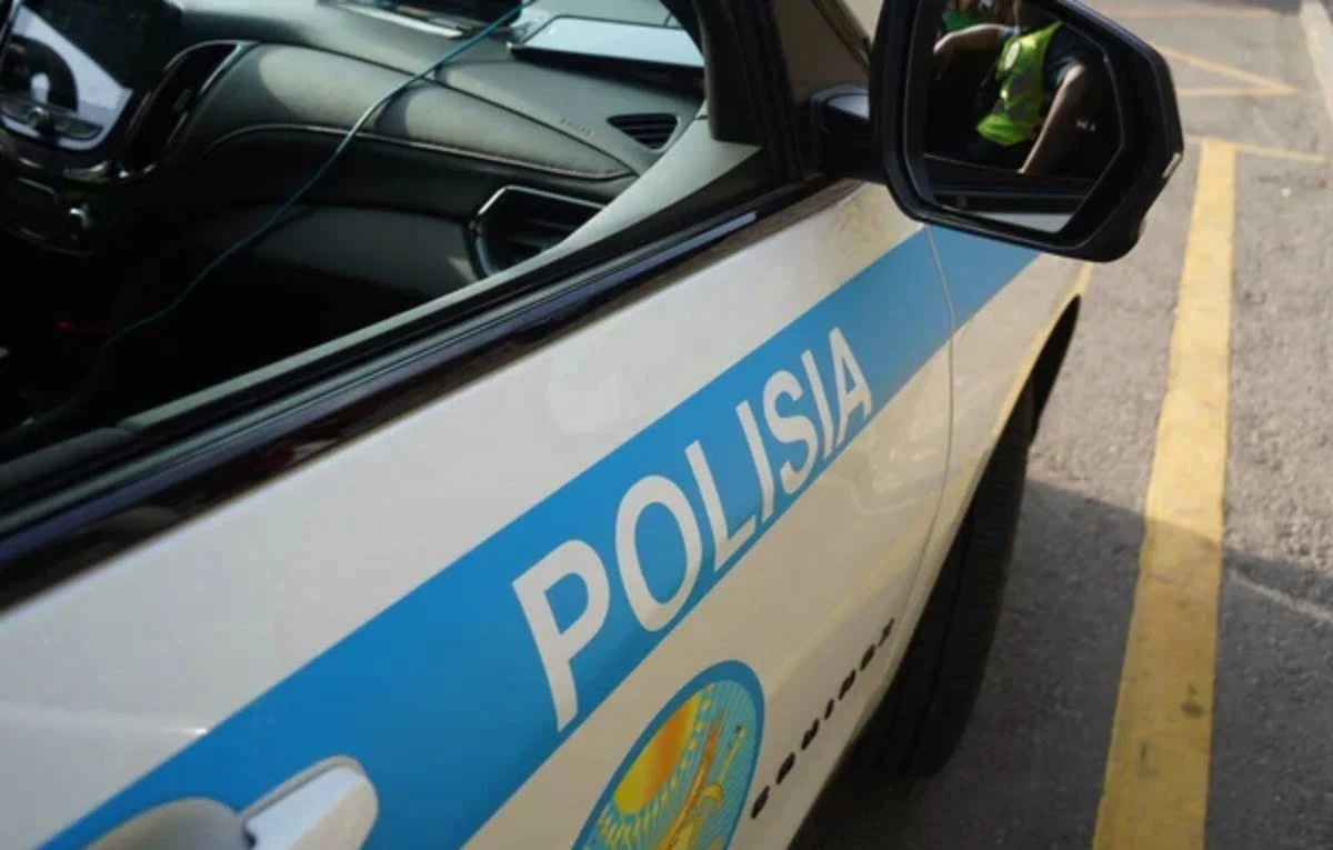 Полиция көлігі 