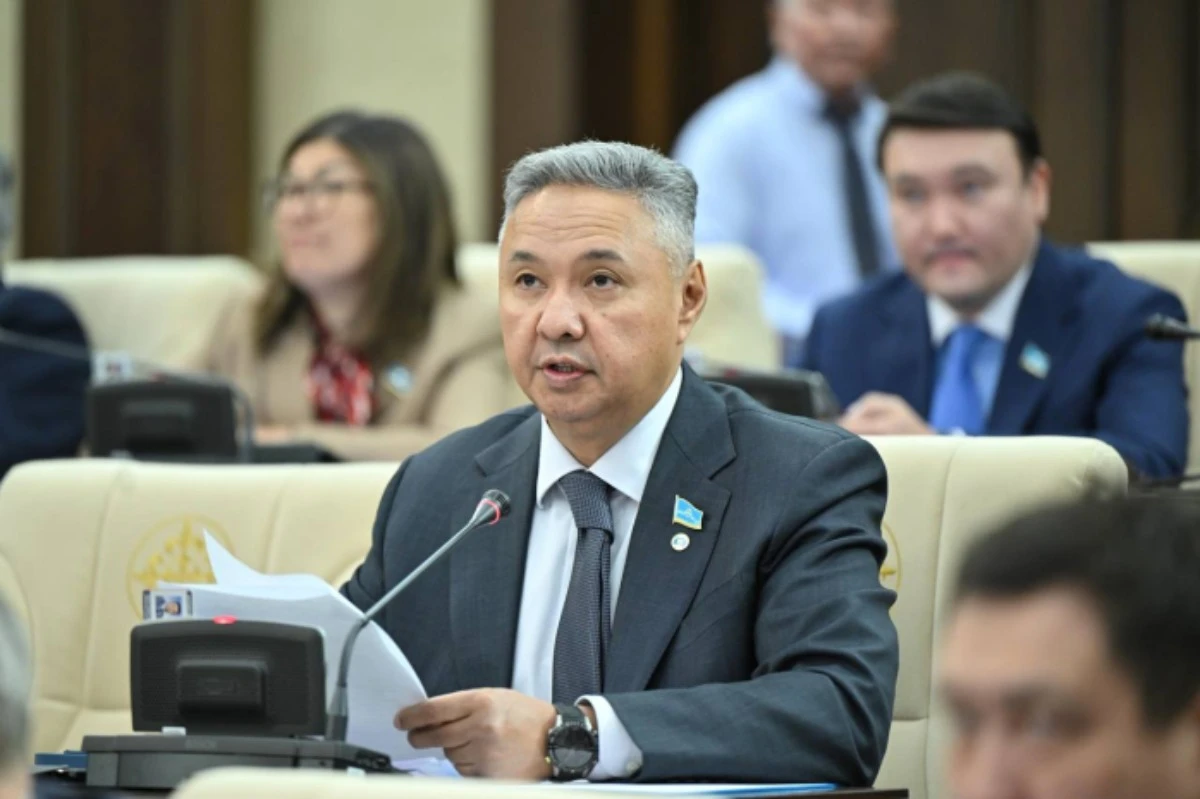 Азат Перуашев