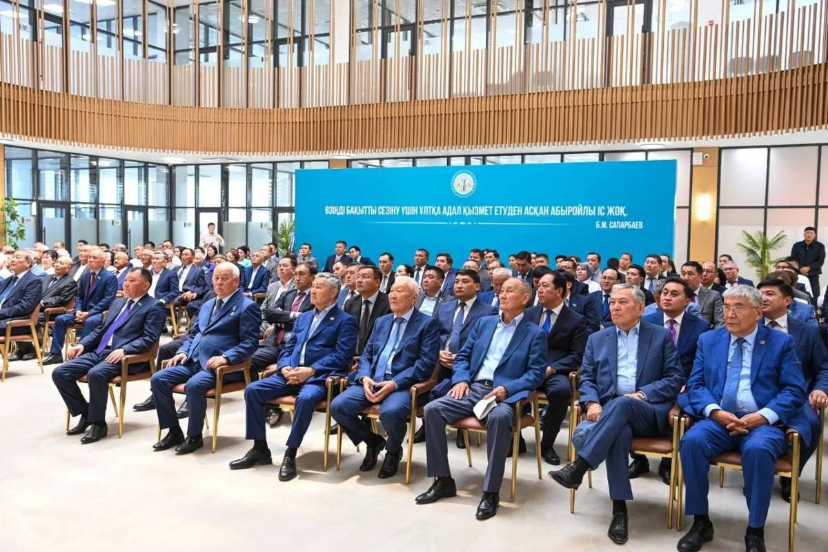 Сапарбаевтың кітабының тұсау кесері