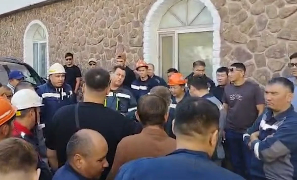 кеншілер шахтер