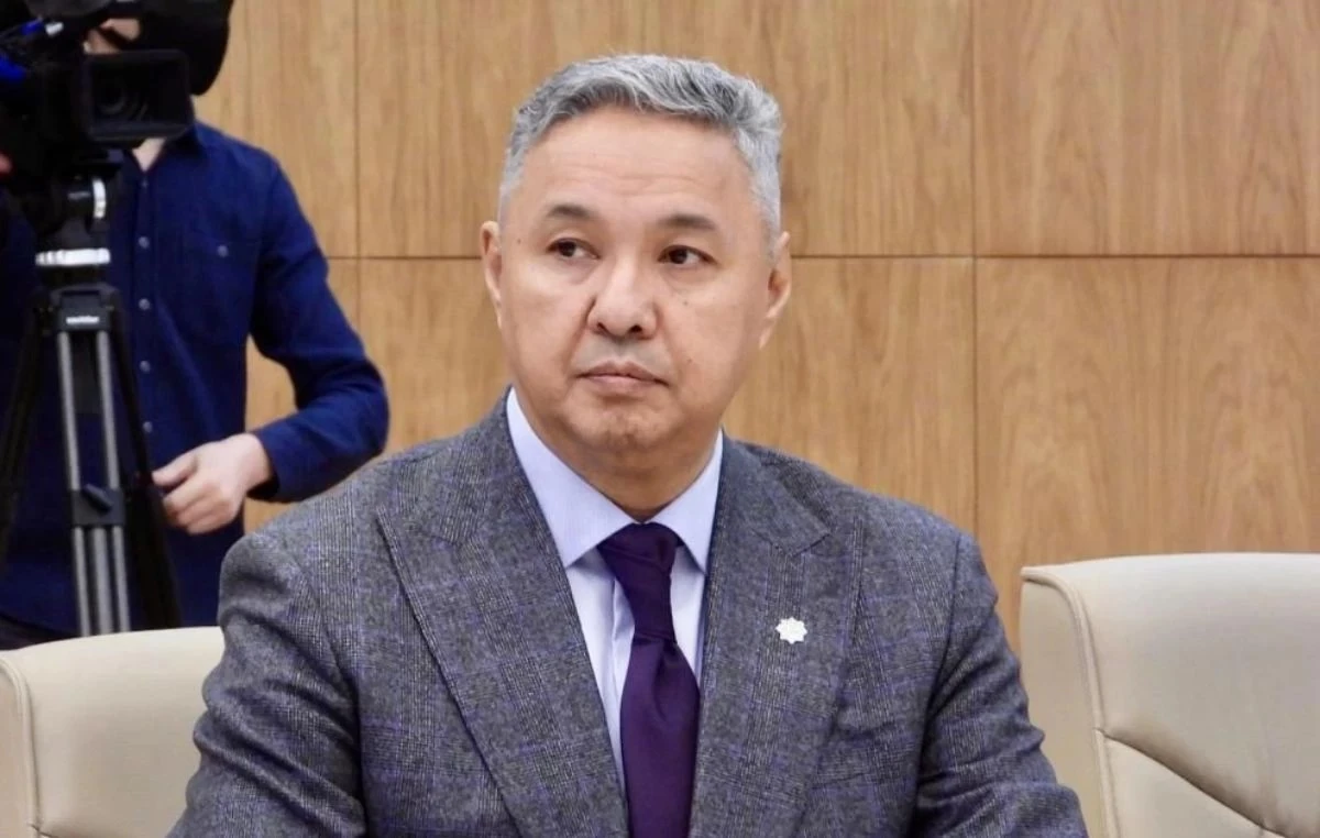 Азат Перуашев Ақ жол