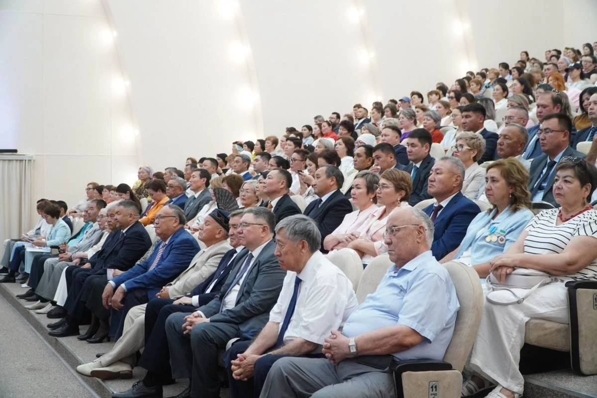 Көрермендер