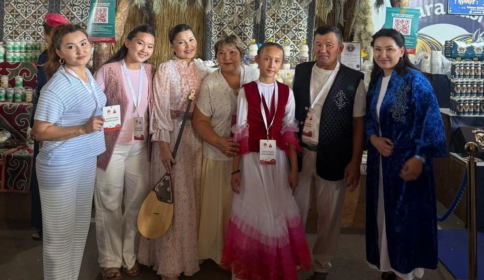 Тасжановтар әулеті