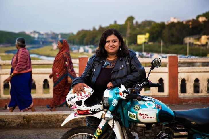 Urvashi-Patole-is-empowering-women-to-go-on-adventures-and-challenge-stereotypes-through-The-Bikerni-an-all-women’s-motorcycle-association-in-India-that-she-started-on-Facebook