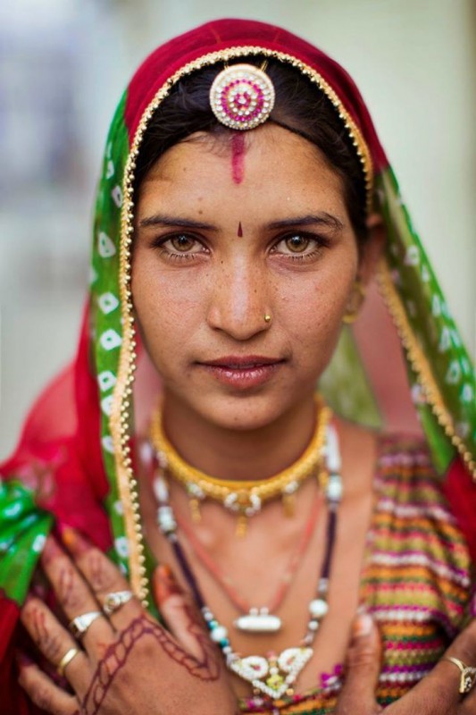 “Rajasthan-a-magical-part-of-India-where-almost-every-woman-wears-colourful-traditional-outfits-and-a-multitude-of-jewelries-533x800