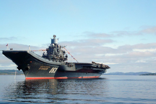 admiral-kuznetsov-tyazhjolyj-avianesushchij-krejser-proekta-1143-5-02 (1)