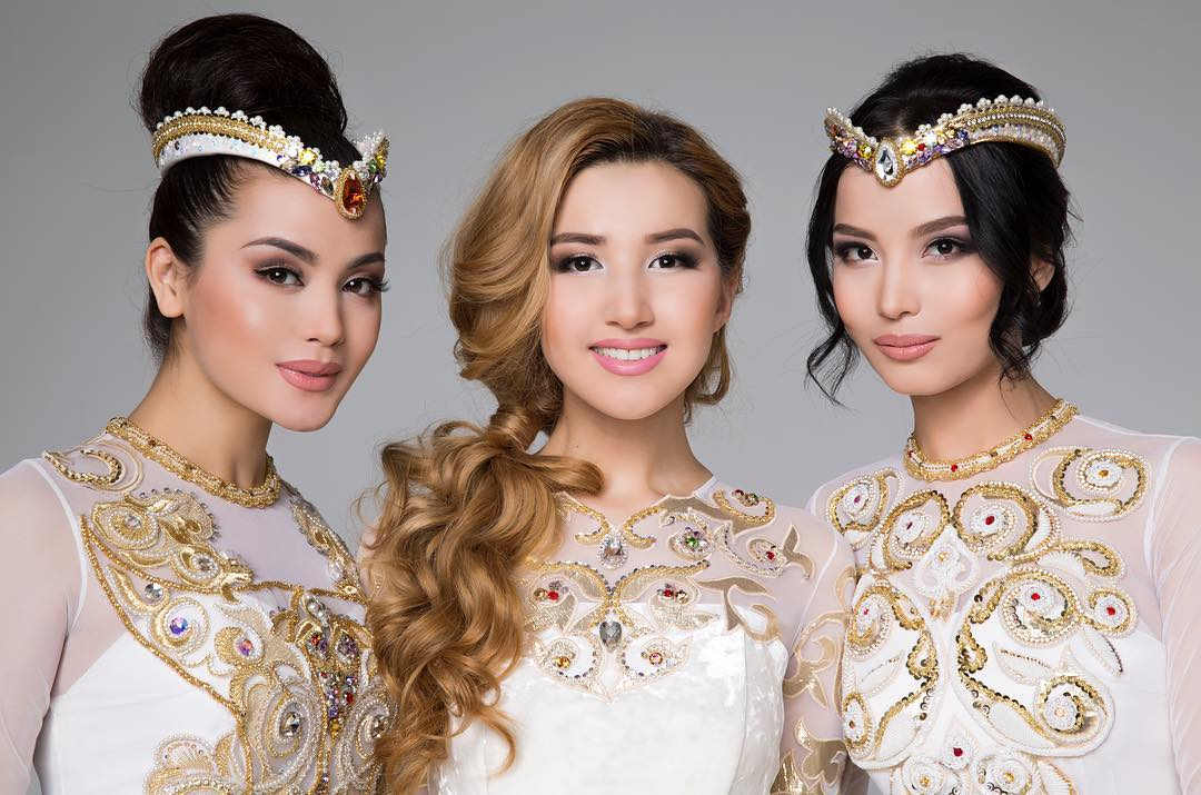 Платья в казахском стиле