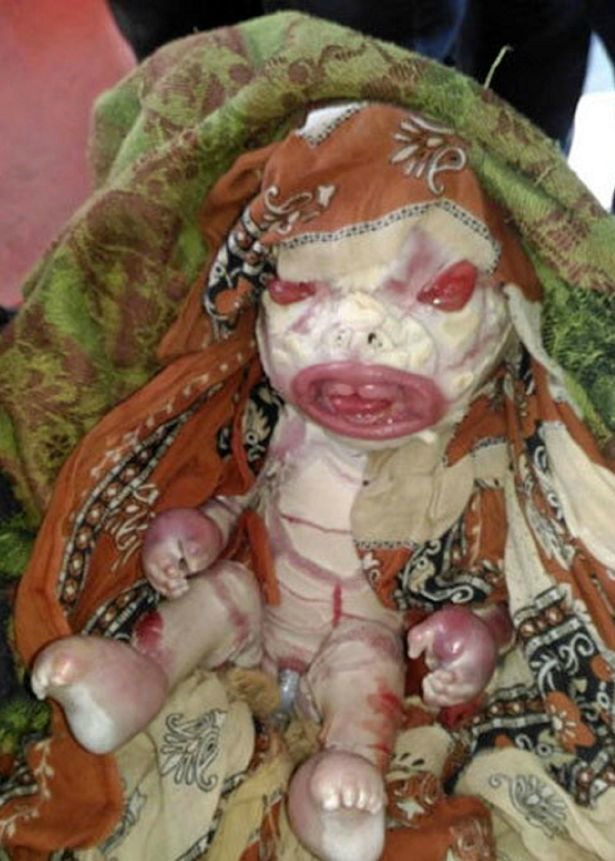 PAY-Strange-alien-baby-born-in-India