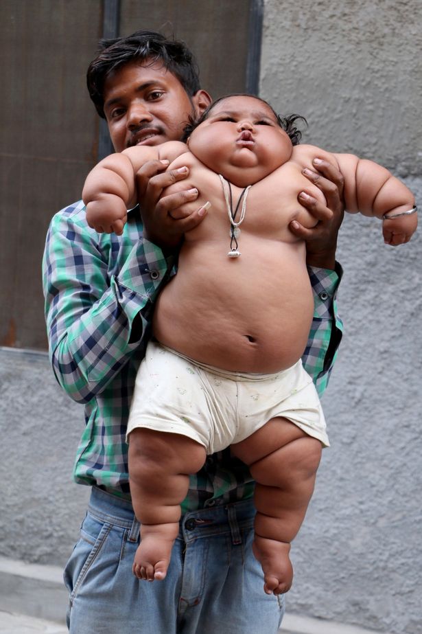 Giant-8-Month-Old-Baby-Weighs-38lbs (3)