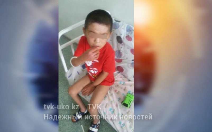 Тело алексея отдали матери. Семилетний мальчик и мама. Китай мальчик навещает маму в больнице.