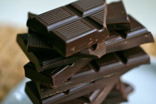 Тәтті өмір: Ғалымдар денсаулыққа пайдалы шоколад түрлерін атады