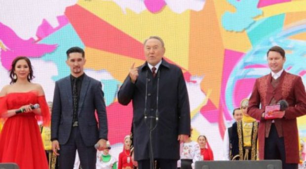 Назарбаев: Біз қазақ халқының арқасында аман қалып, аяққа тұрып, дамып жатырмыз