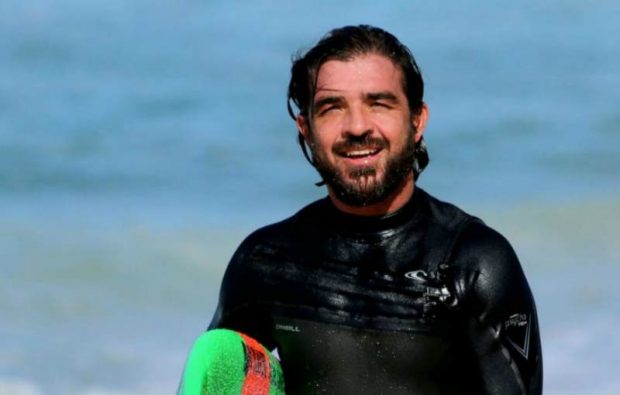 Бразилиялық серфер 24 метрлік толқынды бағындырып, әлемдік рекорд орнатты