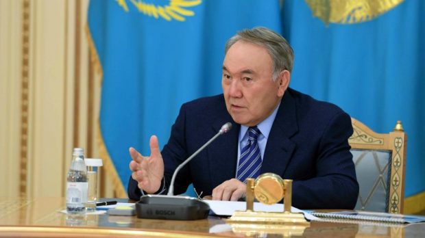 Назарбаев заңгерлерді полицияға жұмысқа алуды ұсынды