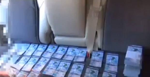 Маңғыстау облысында МКД басшысы орынбасарының пара алғаны әшкереленді (видео)